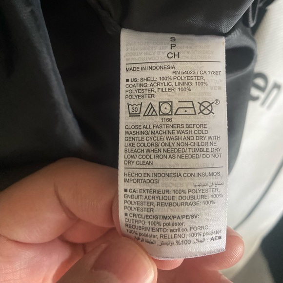 Women’s Puffy Warm Coat | STEVE MADDEN - Picture 7 of 9